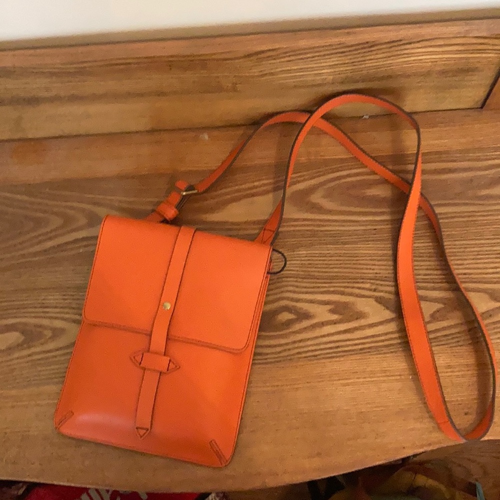 Crossbody bag